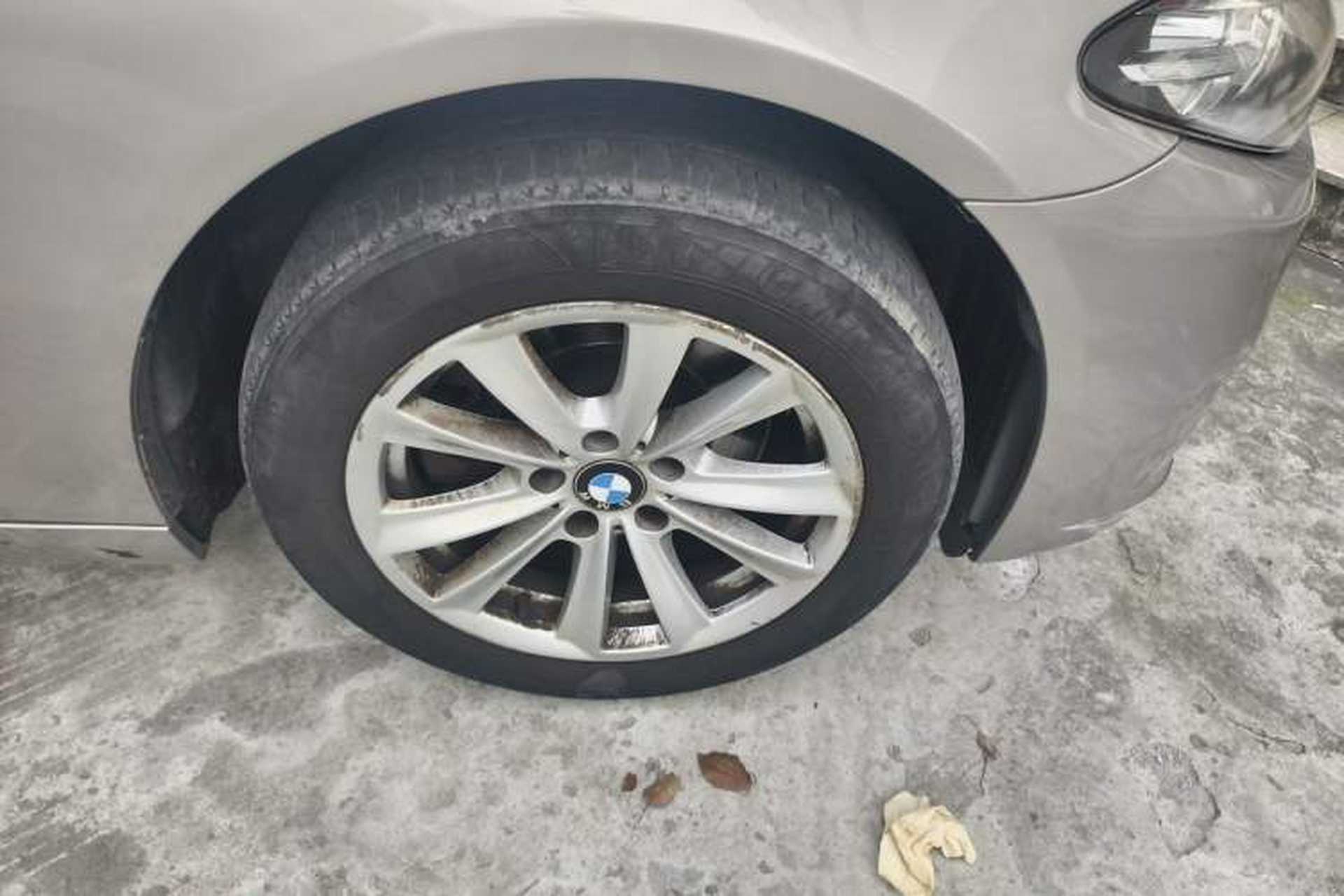Used BMW 5 Series 2014 520Li Elegant Model Right Front Wheel Hub