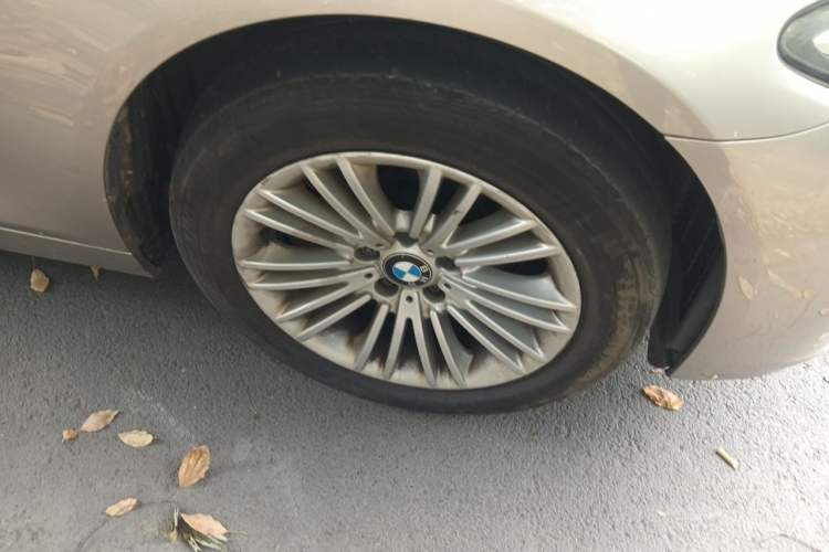 Used BMW 5 Series 2014 525Li Leading Model Right Front Wheel Hub