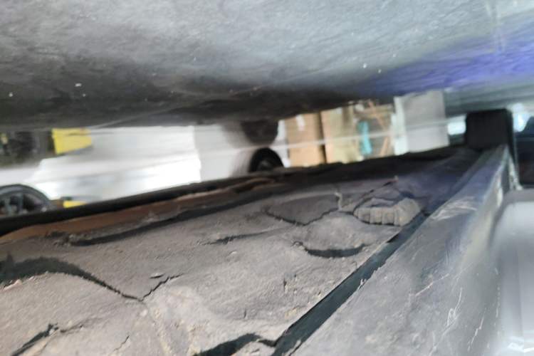 Used BMW 5 Series 2014 525Li Leading Model Right Side Sill