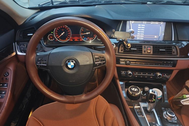 Used BMW 5 Series 2014 525Li Leading Model Steering Wheel