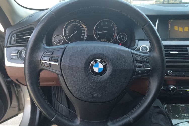 Used BMW 5 Series 2014 525Li Leading Model Steering Wheel