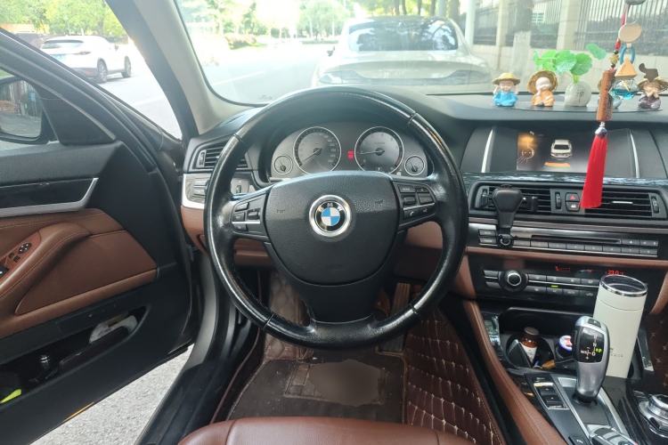 Used BMW 5 Series 2014 520Li Elegant Model Steering Wheel