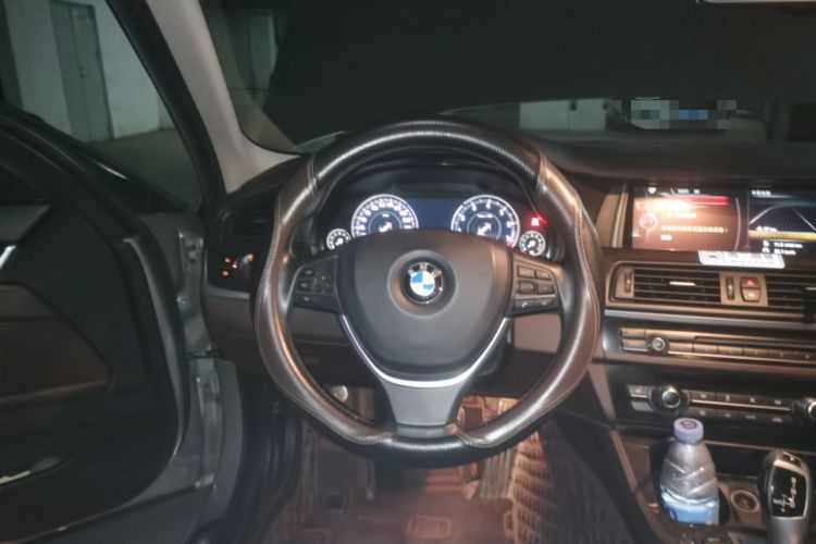 Used BMW 5 Series 2014 525Li Luxury Design Package Steering Wheel