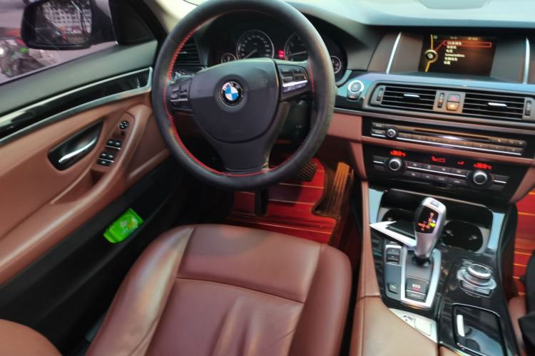 Used BMW 5 Series 2014 520i Elegant Edition Steering Wheel
