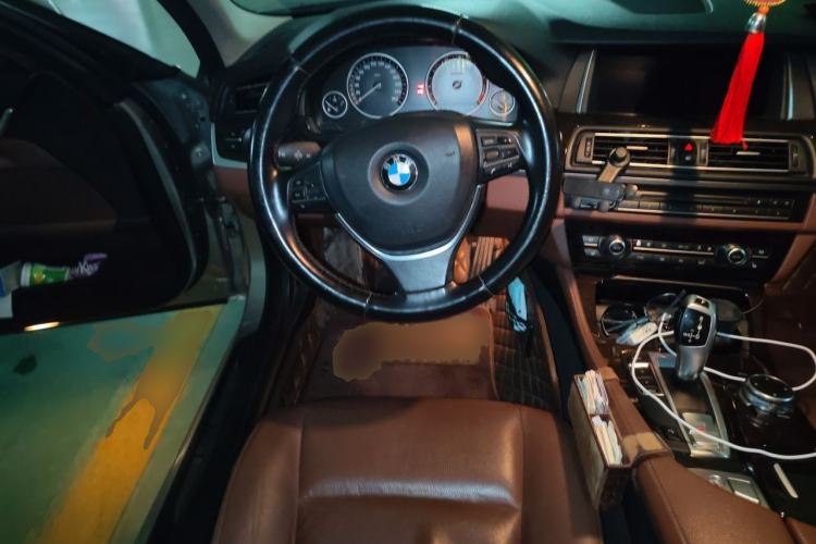 Used BMW 5 Series 2014 528Li Leading Model Steering Wheel