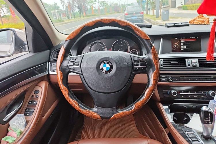 Used BMW 5 Series 2014 520Li Elegant Model Steering Wheel