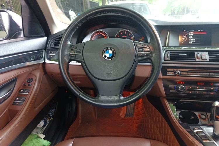 Used BMW 5 Series 2014 520Li Elegant Model Steering Wheel