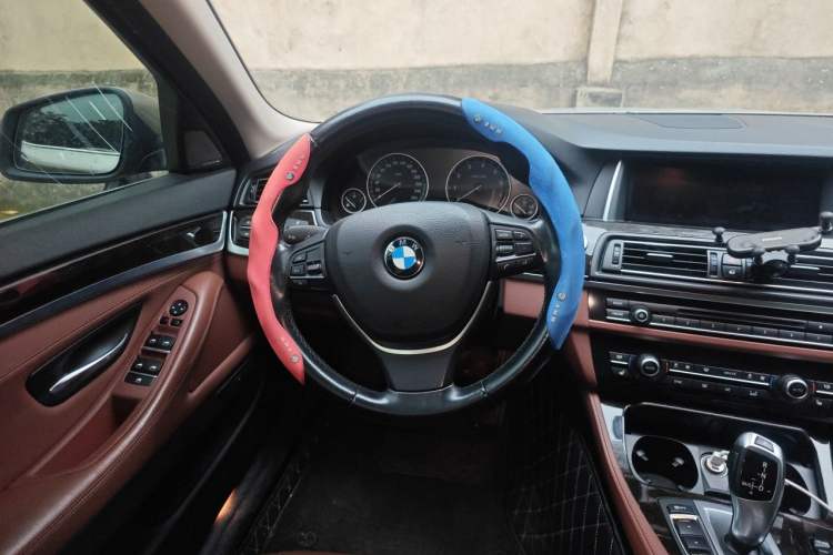 Used BMW 5 Series 2014 528Li Leading Model Steering Wheel