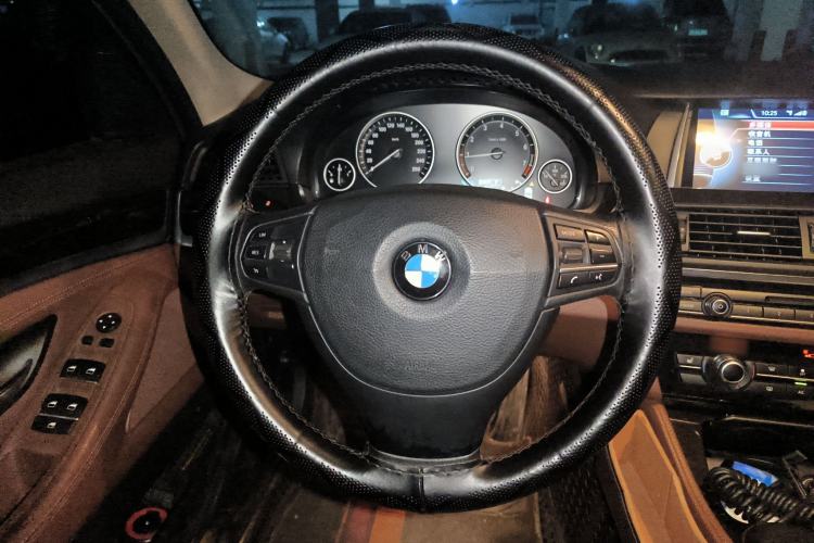Used BMW 5 Series 2014 525Li Leading Model Steering Wheel