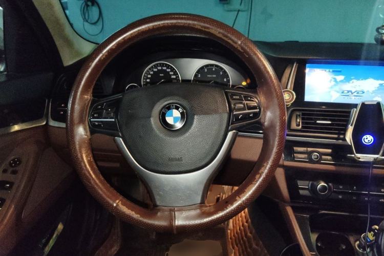 Used BMW 5 Series 2014 520Li Elegant Model Steering Wheel