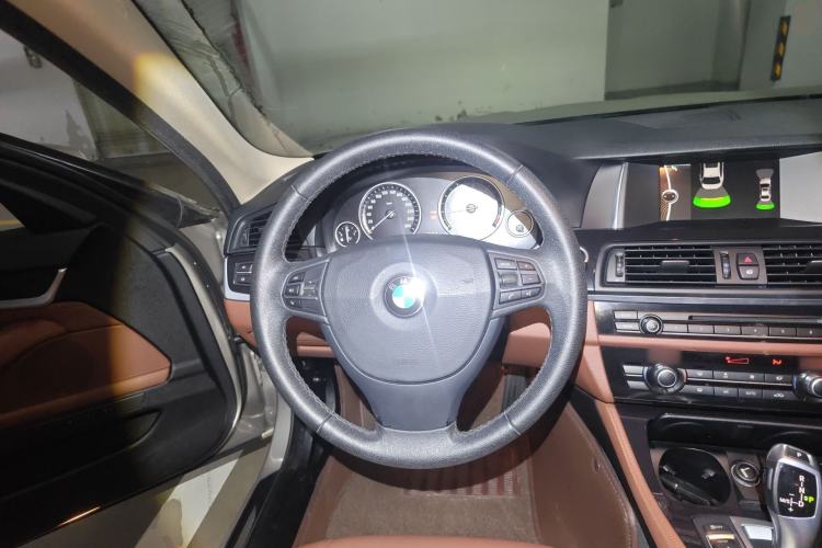 Used BMW 5 Series 2014 520Li Elegant Model Steering Wheel