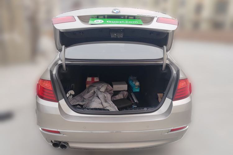Used BMW 5 Series 2014 525Li Luxury Design Package Trunk
