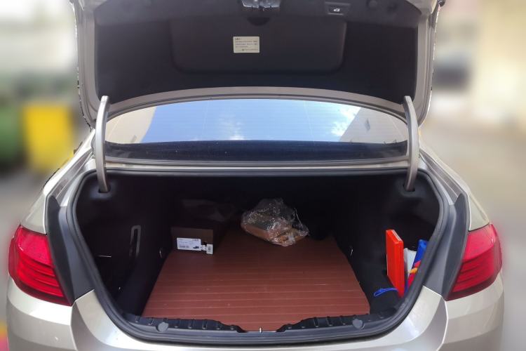 Used BMW 5 Series 2014 528Li xDrive Fashion Design Package Trunk