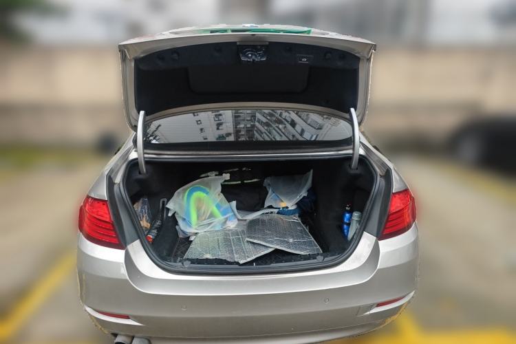 Used BMW 5 Series 2014 528Li Leading Model Trunk