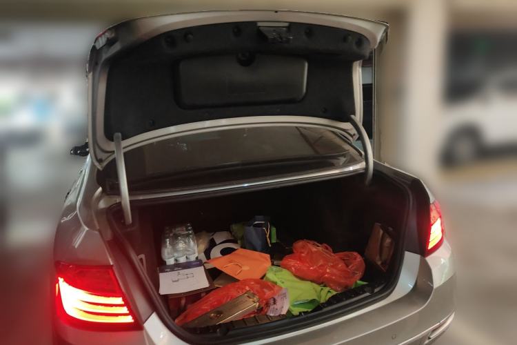 Used BMW 5 Series 2014 525Li Luxury Design Package Trunk