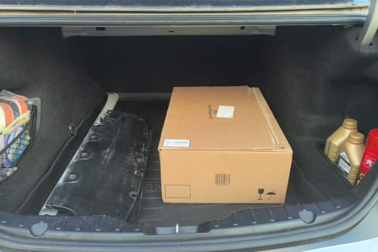 Used BMW 5 Series 2014 525Li Fashion Design Package Trunk