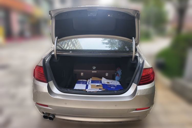 Used BMW 5 Series 2014 520Li Elegant Model Trunk