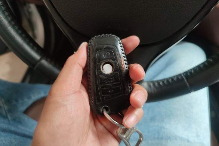 Used BMW 5 Series 2014 520Li Elegant Model Vehicle Key