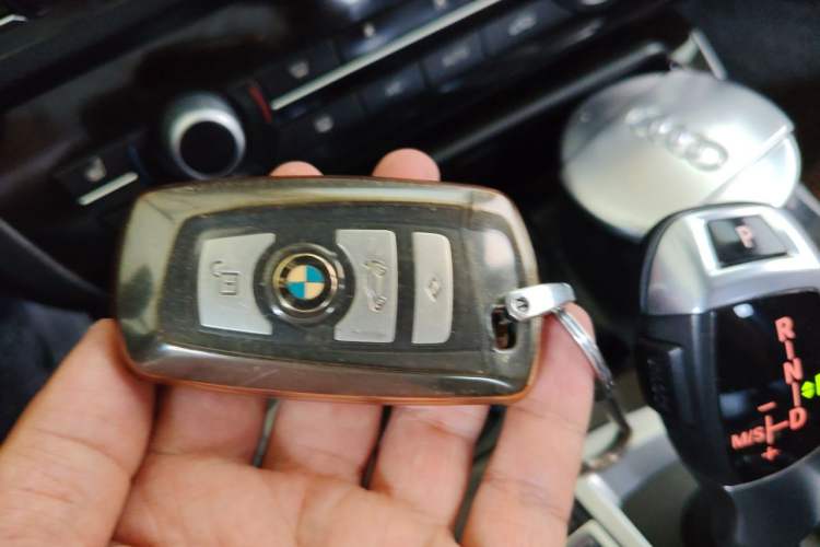 Used BMW 5 Series 2014 525Li Leading Model Vehicle Key
