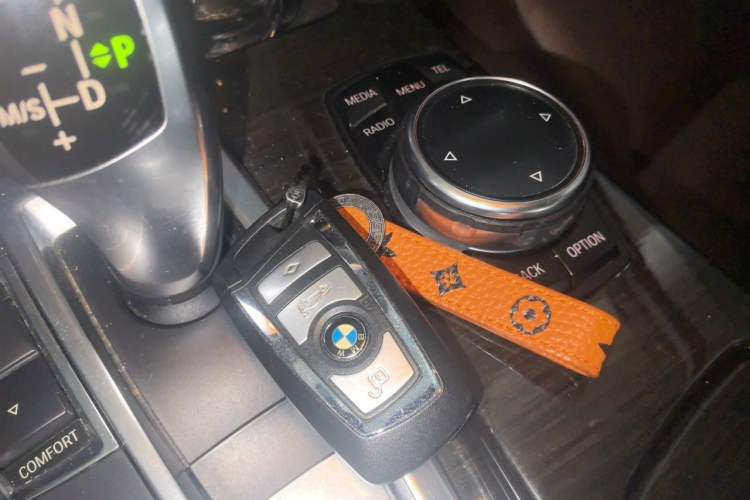 Used BMW 5 Series 2014 525Li Luxury Design Package Vehicle Key