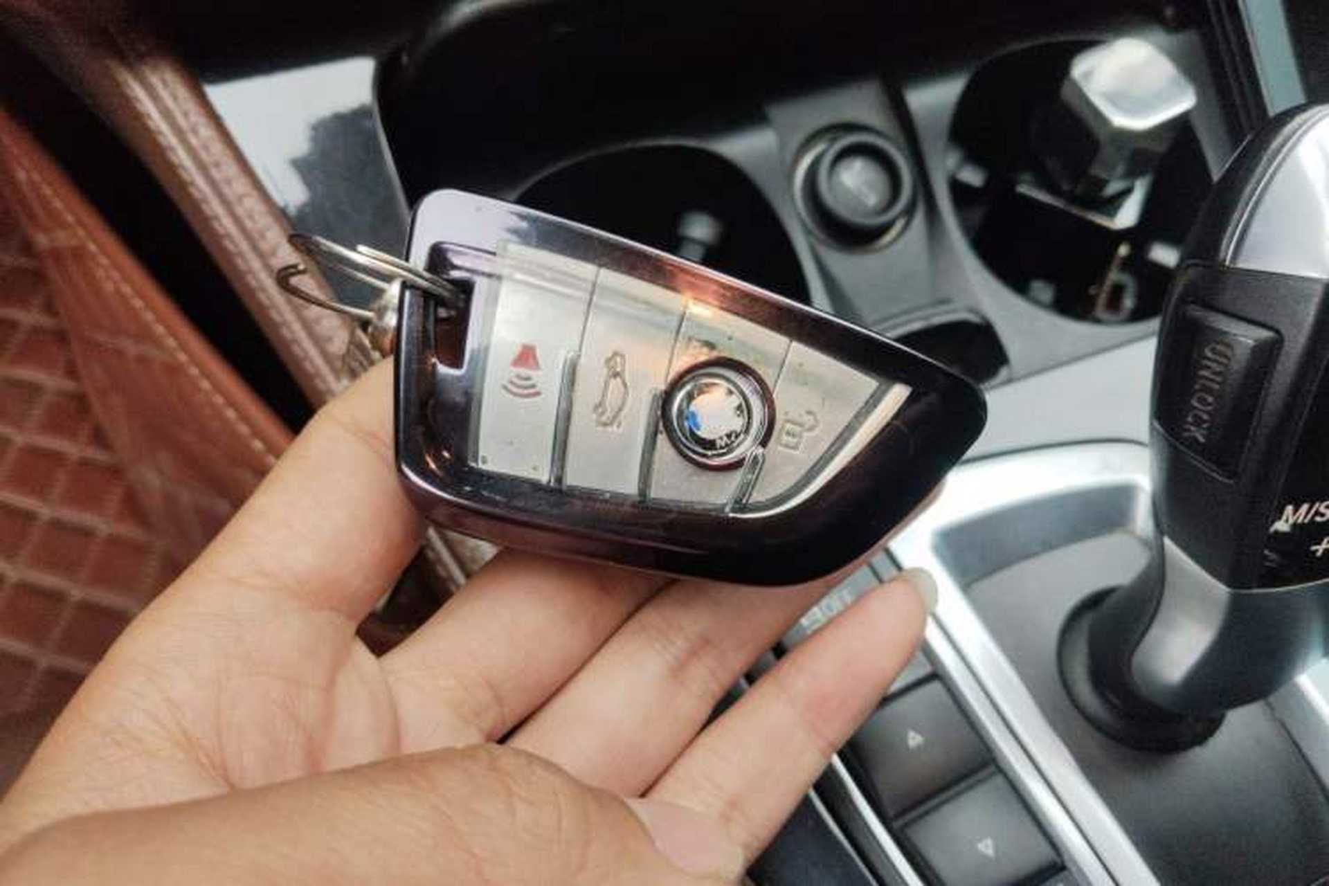 Used BMW 5 Series 2014 520Li Elegant Model Vehicle Key
