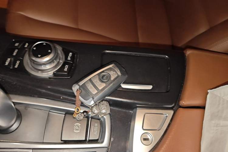 Used BMW 5 Series 2014 520Li Elegant Model Vehicle Key