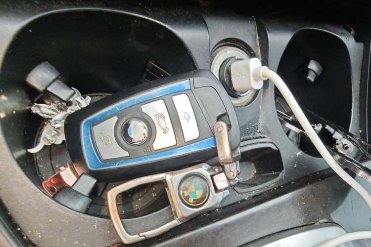 Used BMW 5 Series 2014 525Li Leading Model Vehicle Key