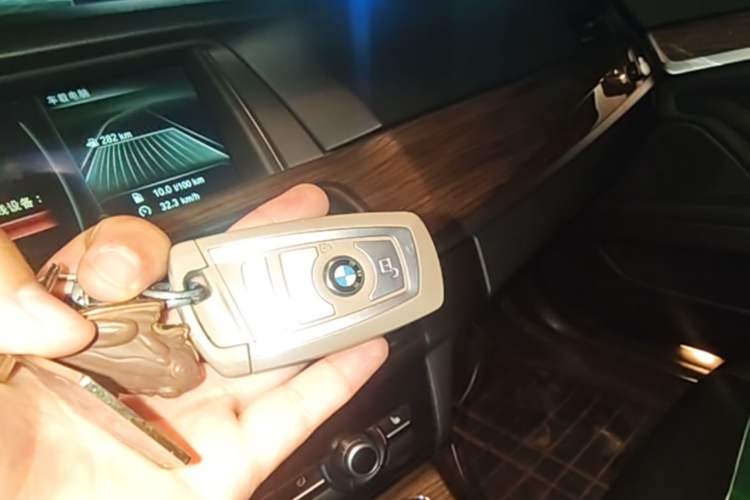 Used BMW 5 Series 2014 525Li Luxury Design Package Vehicle Key