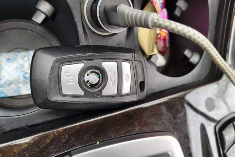 Used BMW 5 Series 2014 525Li Leading Model Vehicle Key