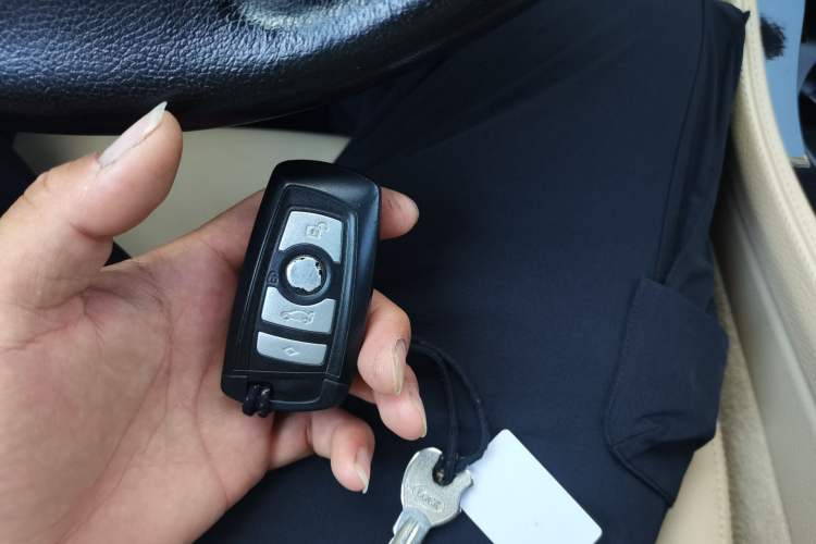 Used BMW 5 Series 2014 520Li Elegant Model Vehicle Key