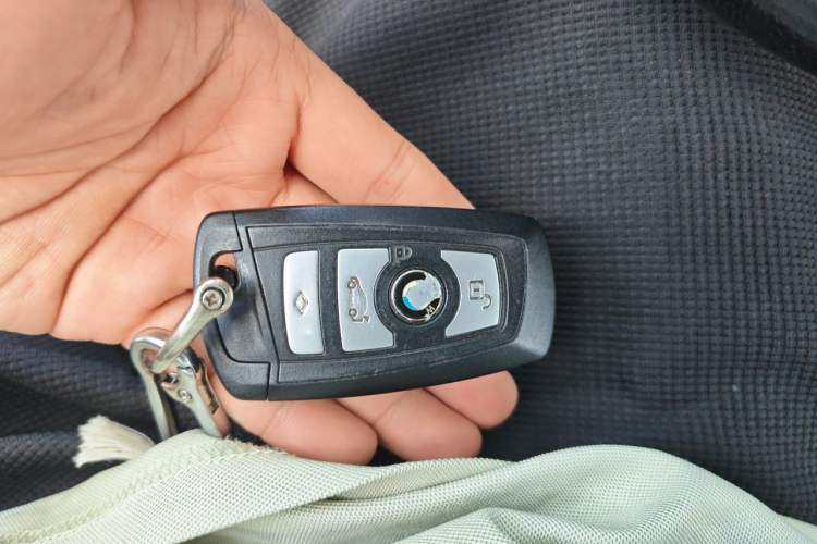 Used BMW 5 Series 2014 520Li Elegant Model Vehicle Key