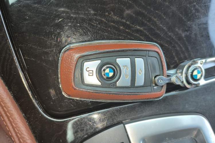 Used BMW 5 Series 2014 525Li Leading Model Vehicle Key