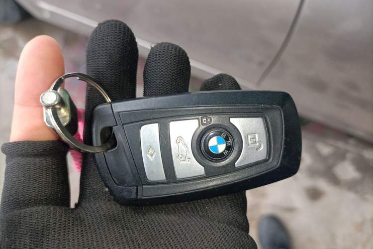 Used BMW 5 Series 2014 525Li Leading Model Vehicle Key