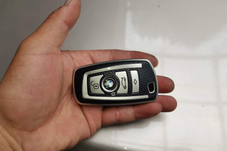 Used BMW 5 Series 2014 520Li Elegant Model Vehicle Key