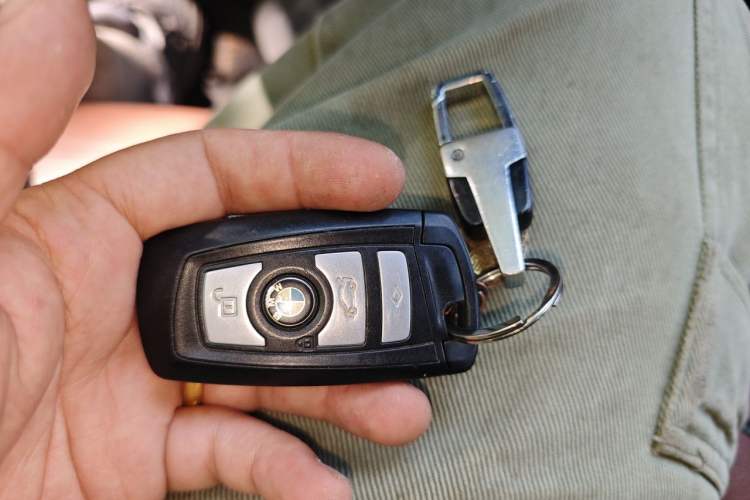 Used BMW 5 Series 2014 525Li Leading Model Vehicle Key