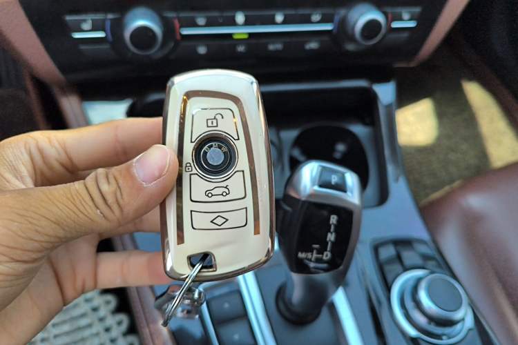 Used BMW 5 Series 2014 525Li Leading Model Vehicle Key