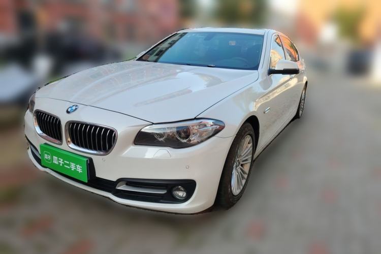 Used BMW 5 Series 2014 525Li Leading Model Guazi used car, China used car export, Used car for sale, Used BMW cars, Cheapest cars for sale