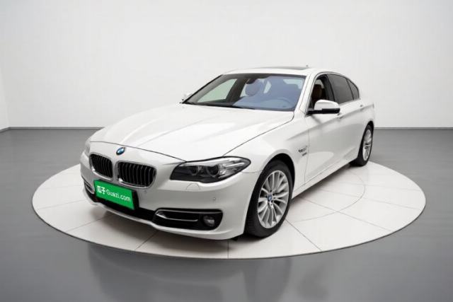 Ojetý BMW 5 Series 2014 525Li Luxury Design Package