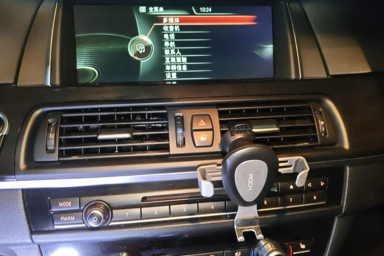 Used BMW 5 Series 2014 525Li Luxury Design Package Audio And AC Panel