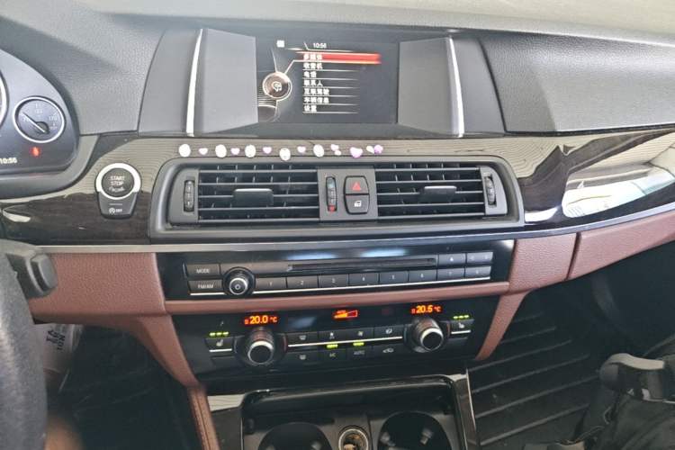Used BMW 5 Series 2014 525Li Leading Model Audio And AC Panel