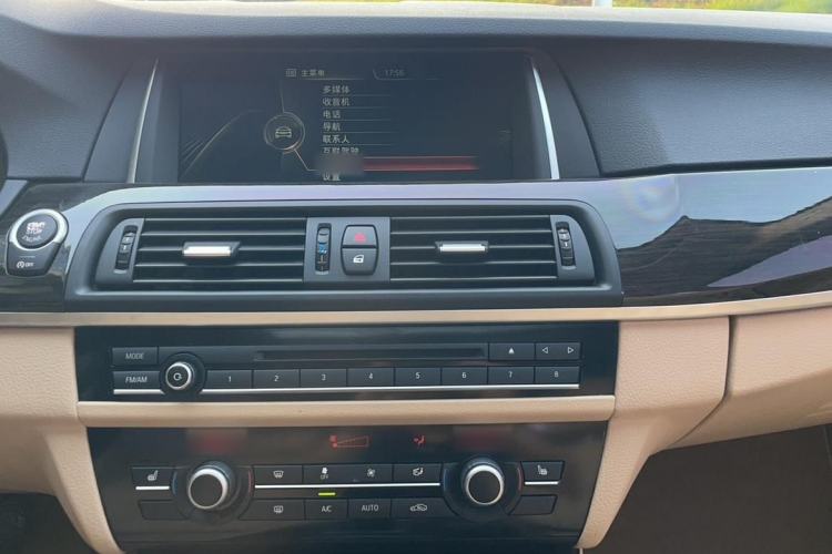 Used BMW 5 Series 2014 525Li Luxury Design Package Audio And AC Panel
