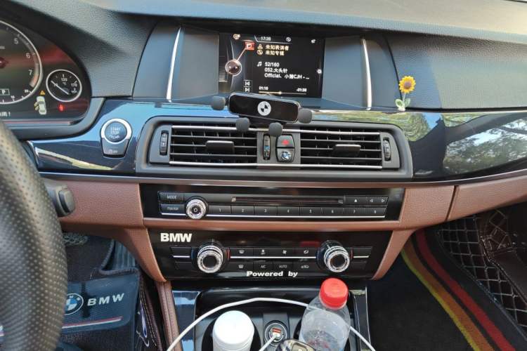Used BMW 5 Series 2014 520Li Elegant Model Audio And AC Panel