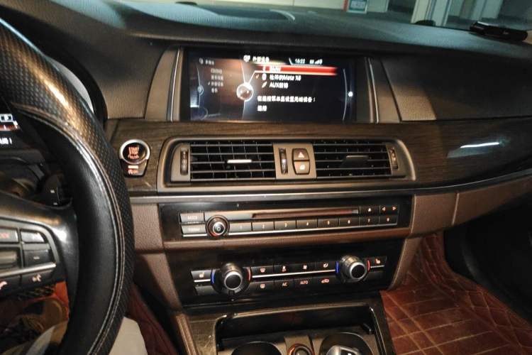 Used BMW 5 Series 2014 525Li Luxury Design Package Audio And AC Panel