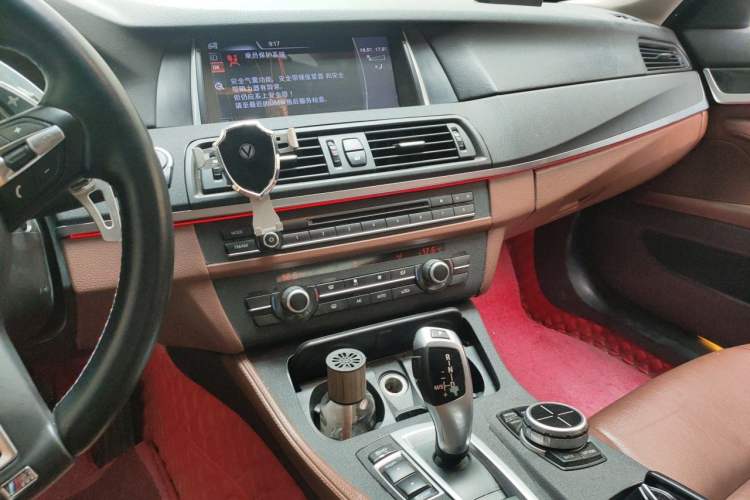 Used BMW 5 Series 2014 520Li Elegant Model Audio And AC Panel