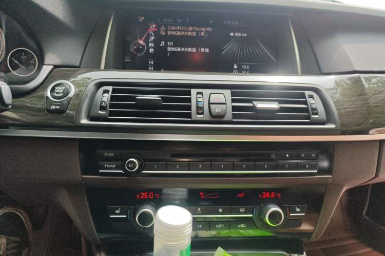 Used BMW 5 Series 2014 525Li Luxury Design Package Audio And AC Panel