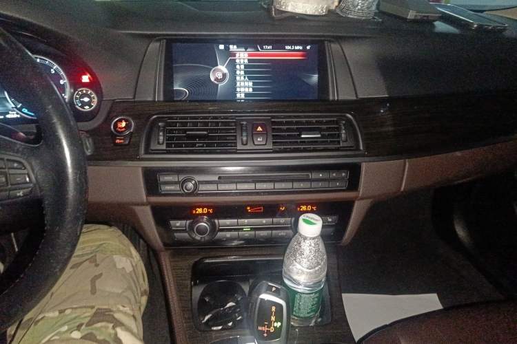 Used BMW 5 Series 2014 525Li Luxury Design Package Audio And AC Panel