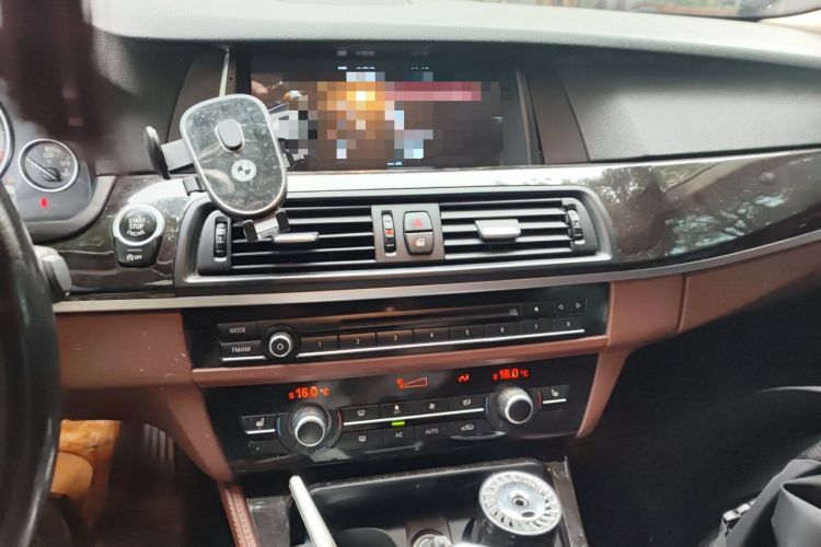 Used BMW 5 Series 2014 525Li Leading Model Audio And AC Panel