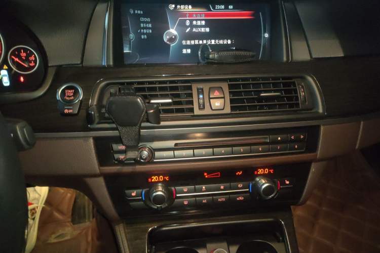 Used BMW 5 Series 2014 525Li Luxury Design Package Audio And AC Panel