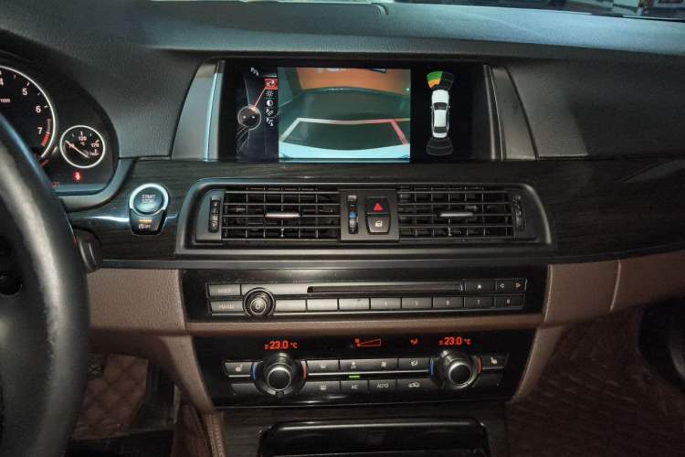 Used BMW 5 Series 2014 525Li Luxury Design Package Audio And AC Panel