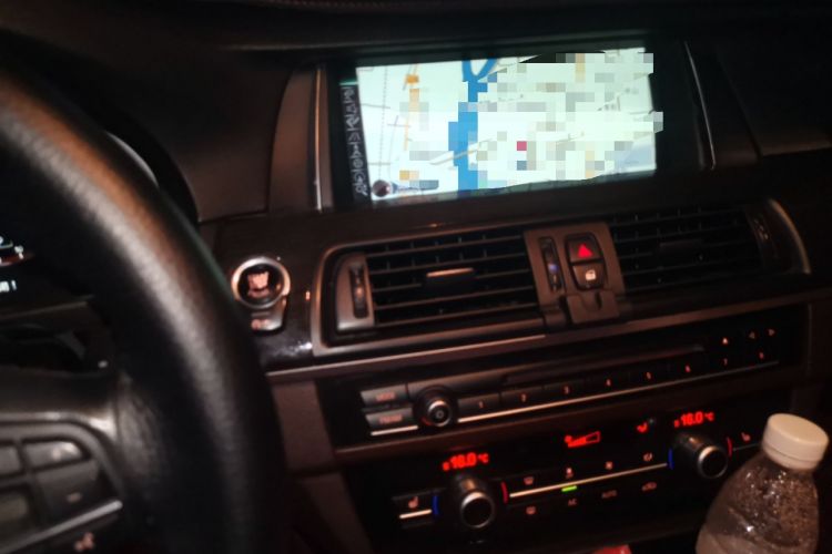 Used BMW 5 Series 2014 525Li Leading Model Audio And AC Panel